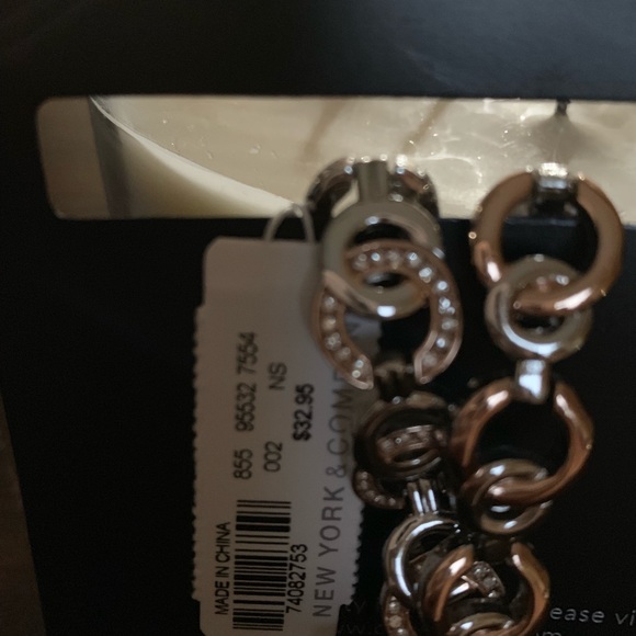 New York & Company Watch - Picture 5 of 5